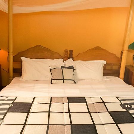 Kayegi Hotel ムバレ エクステリア 写真