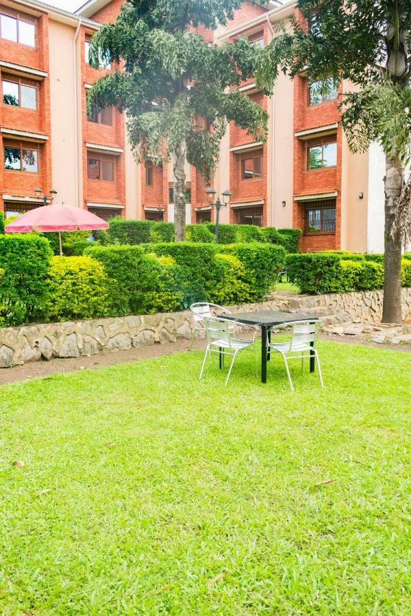 Kayegi Hotel ムバレ エクステリア 写真