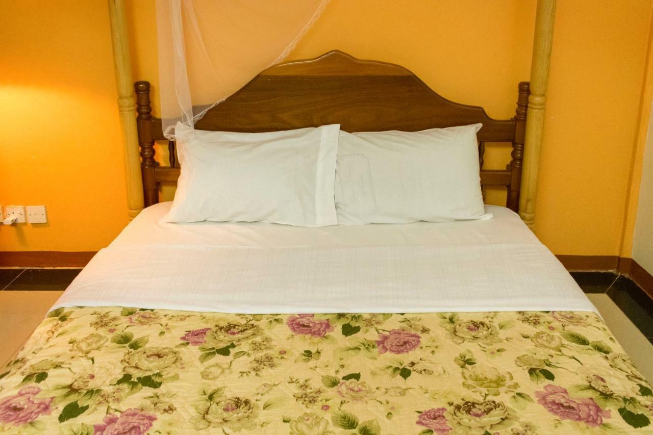 Kayegi Hotel ムバレ エクステリア 写真